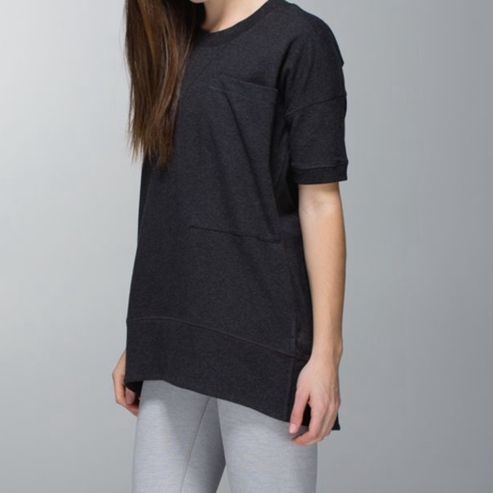 Lululemon Mudra Sweatshirt with Pockets size 8/M Heathered Black Athleisure Yoga